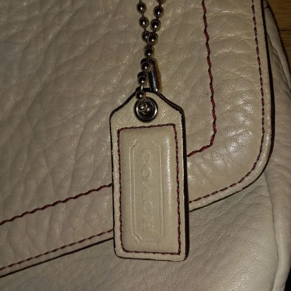 COACH SHOULDER BAG - Picture 4 of 9